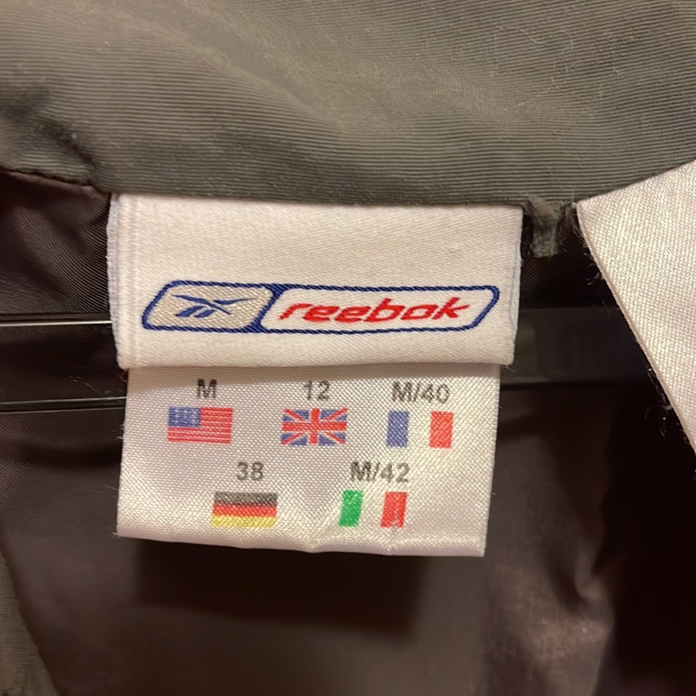 Reebok jacket size M - Picture 7 of 8